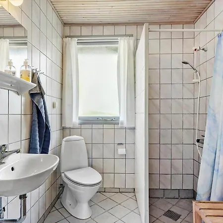 بيت للعطل Ll226-humble-slavaenget-23 *